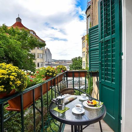 Christine Apartment Close To The Buda Castle Budapest Exterior photo